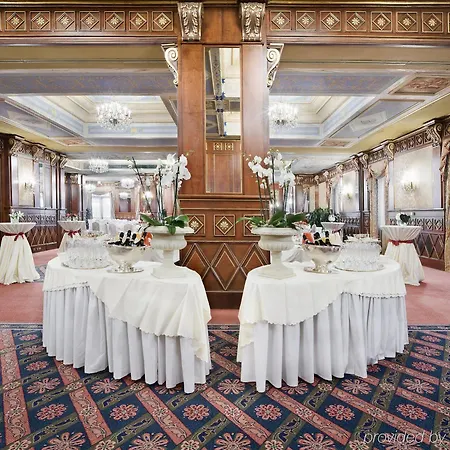 Hotell Principe Di Savoia - Dorchester Collection Milano